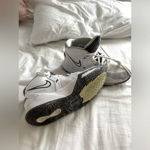 Nike Kyrie Infinity- Men’s basketball shoes